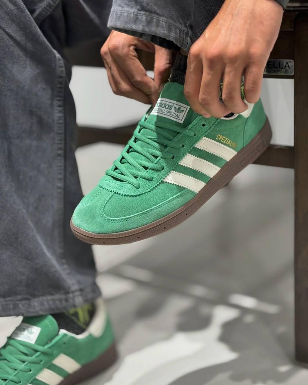 ADIDAS ORIGINALS HANDBALL SPEZIAL GREEN