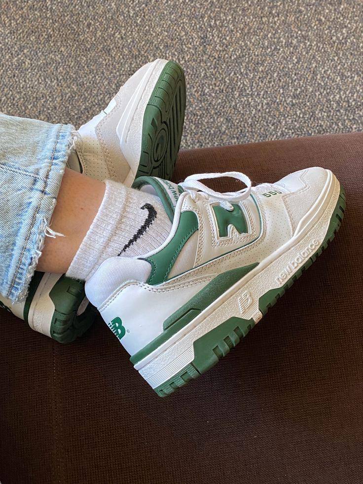 New Balance 550 GREEN