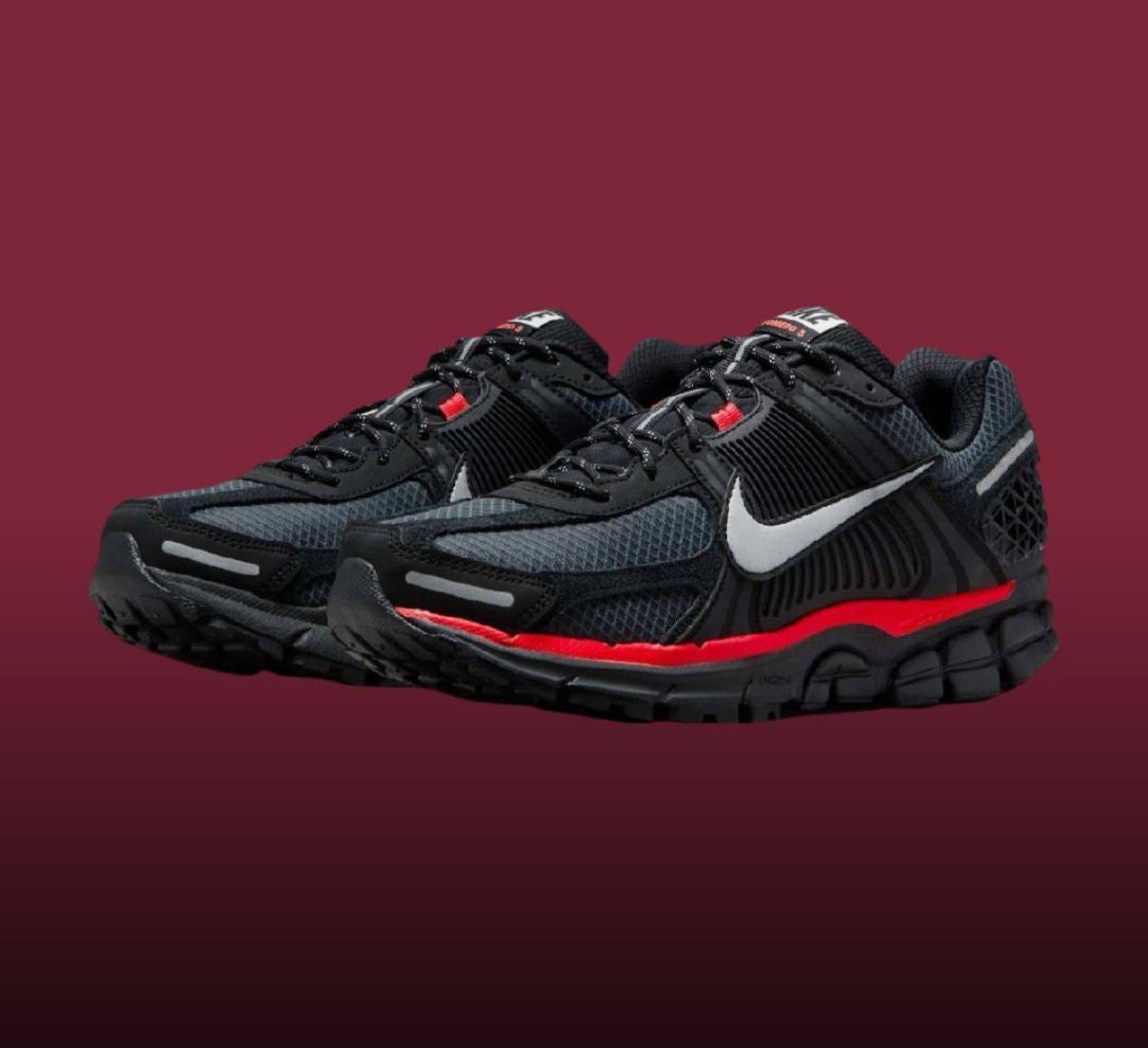 NIKE ZOOM VOMERO BRED SPIDER-MAN
