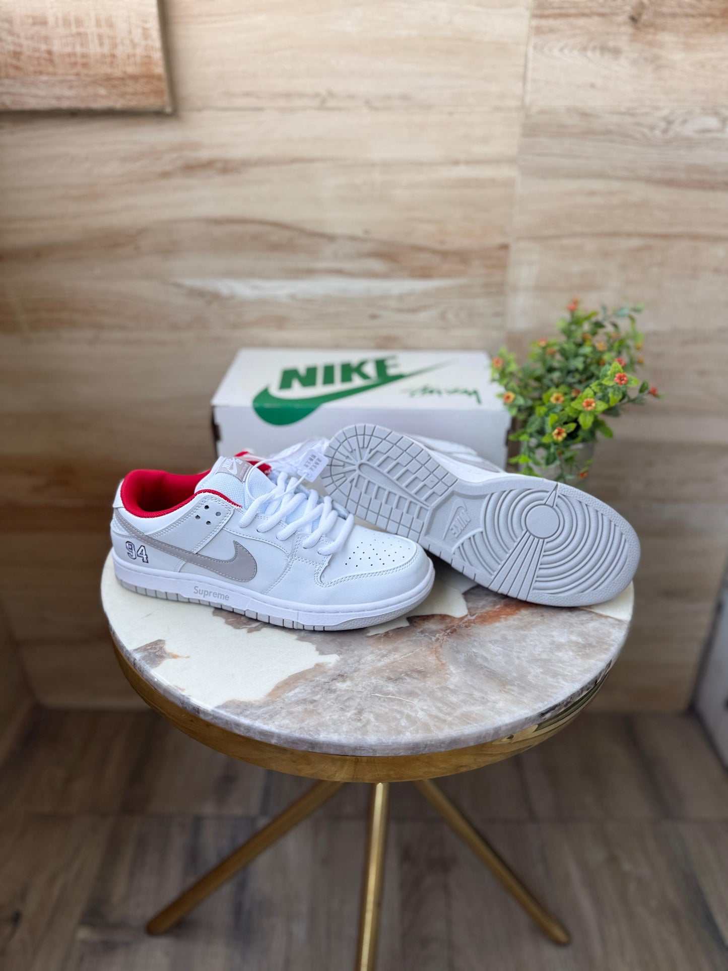NIKE SB DUNK SUPREME 94 WHITE GREY