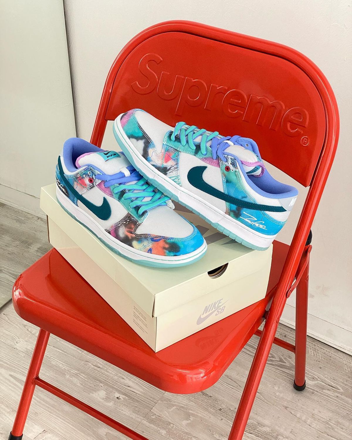 NIKE SB DUNK FUTURA LABORATORIES