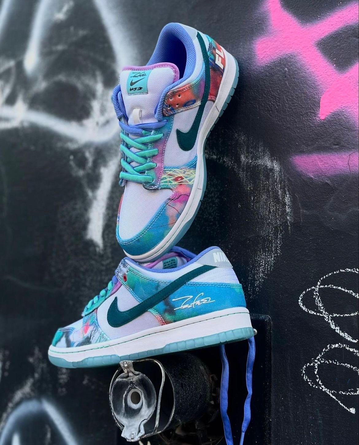 NIKE SB DUNK FUTURA LABORATORIES