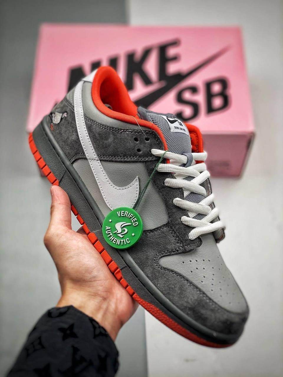 NIKE SB DUNK NYC PIGEON GREY