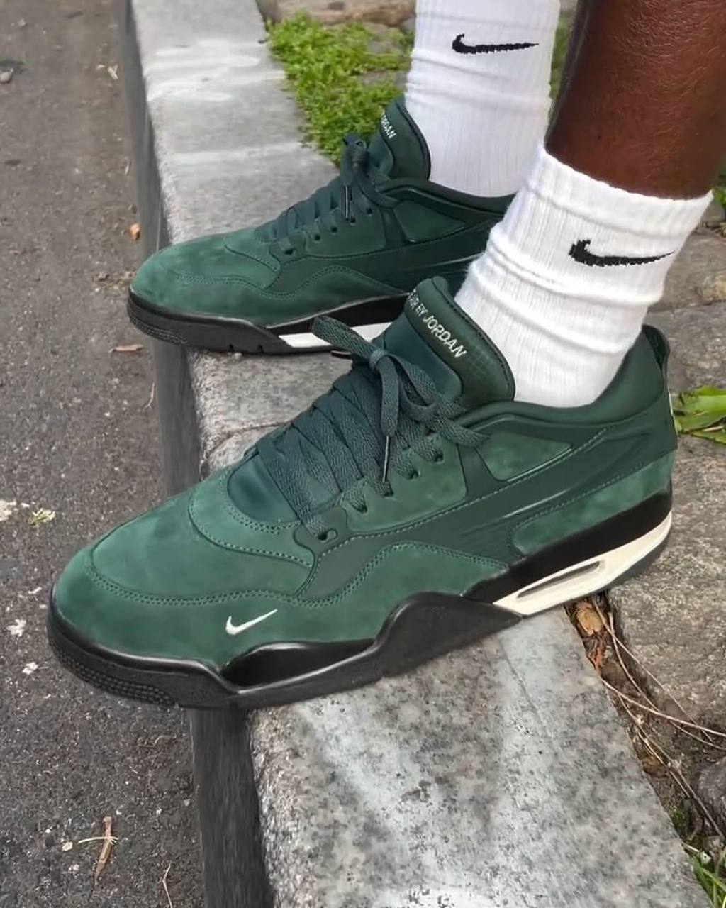 AIR JORDANS 4 RM NIGEL PRO GREEN EDTN