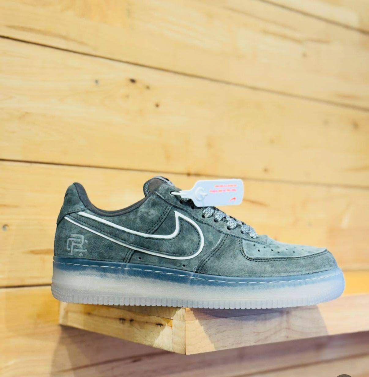 NIKE AIRFORCE REIGN CHAMP GREY