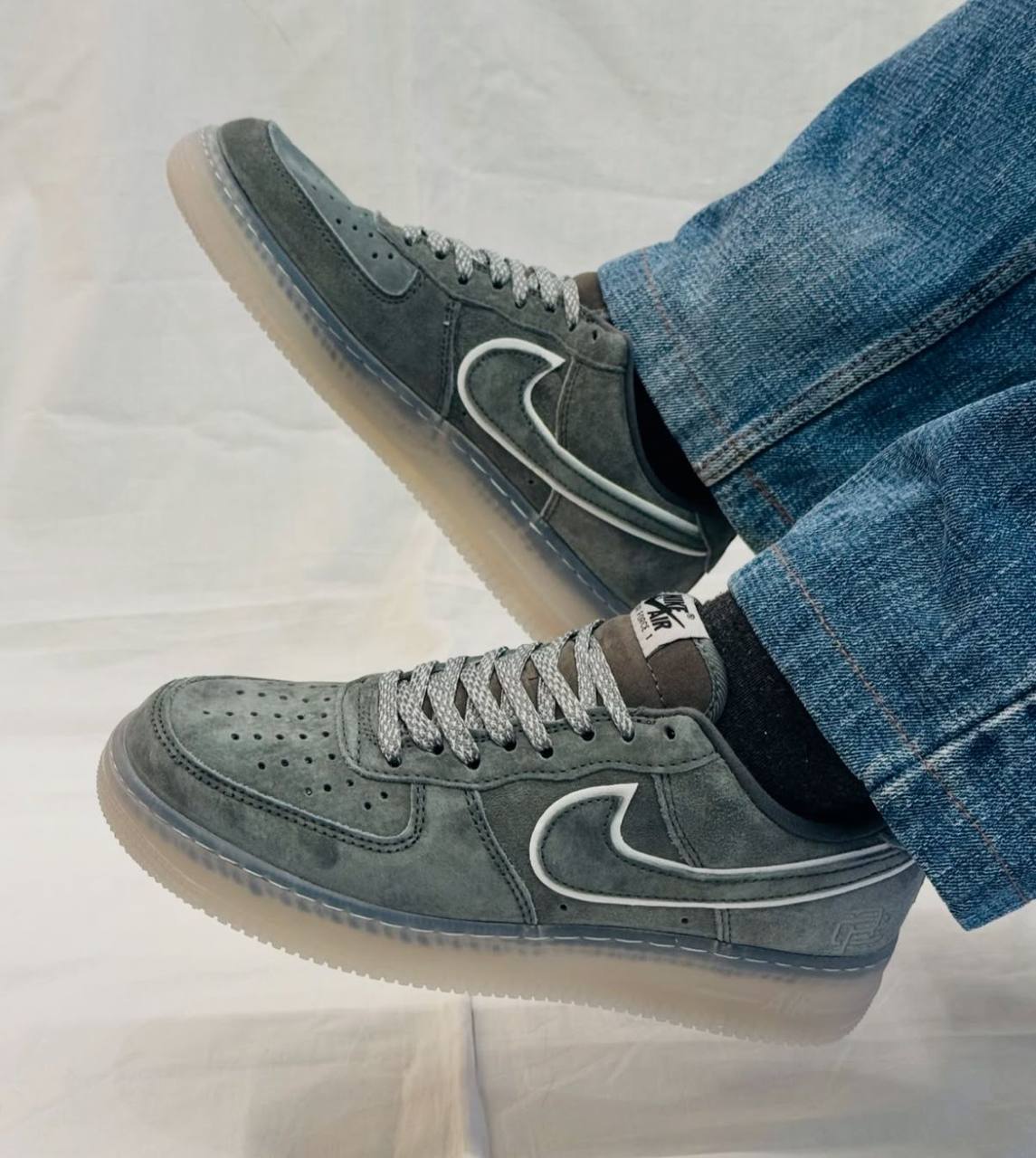 NIKE AIRFORCE REIGN CHAMP GREY