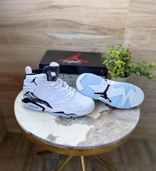 AIR JORDANS RETRO 6 JUMPMAN MVP WHITE BASIC