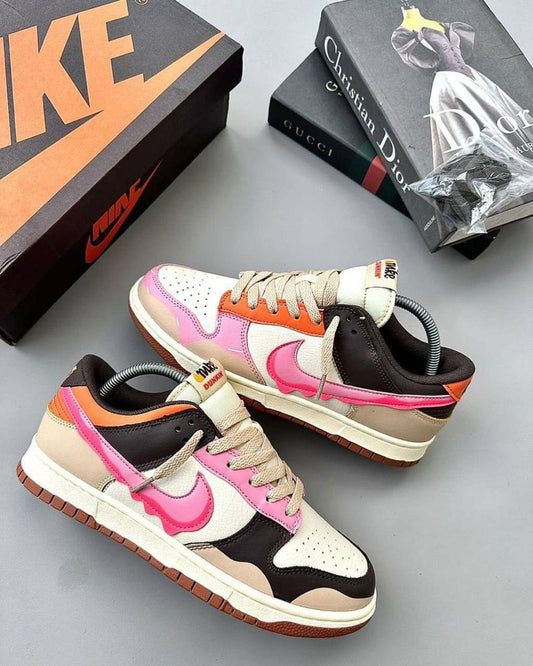 NIKE SB DUNK WHAT THE DUNKIN DONUT