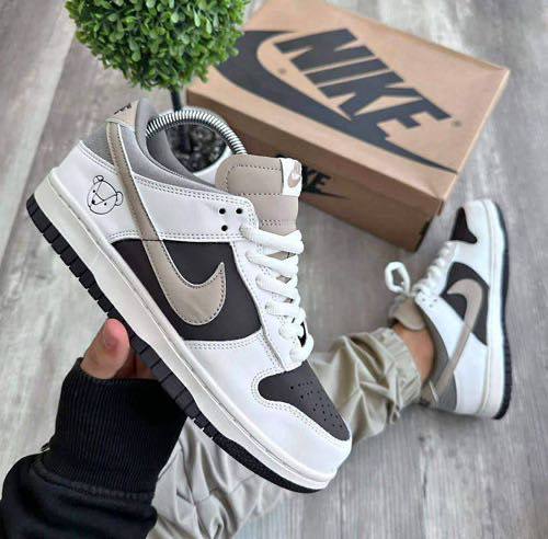 NIKE SB DUNK OTOMO KOTSUHIRO D BRN